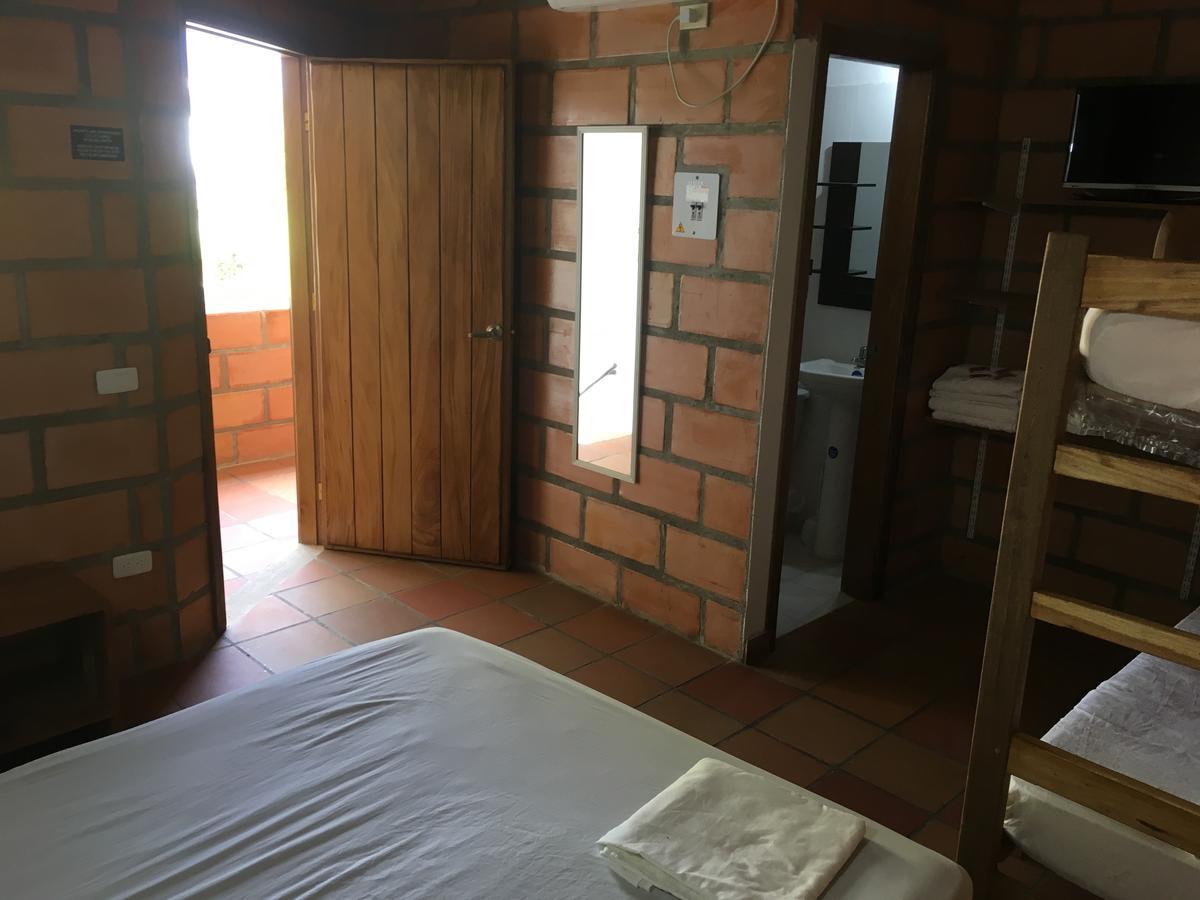 Hotel Pizzeria Opera Tolu Luaran gambar