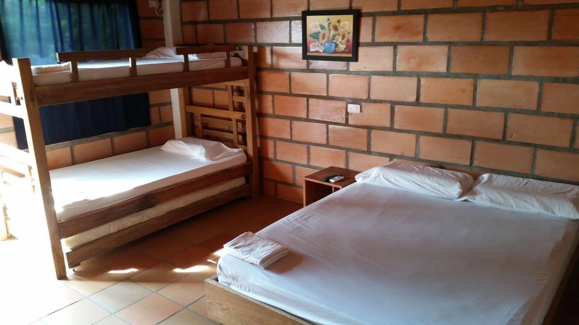 Hotel Pizzeria Opera Tolu Luaran gambar